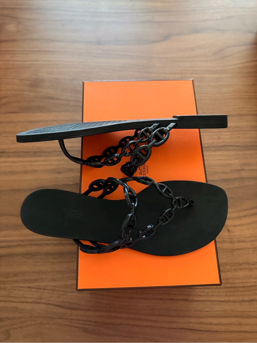 Hermes Island Thong Sandals - Picture 6 of 13